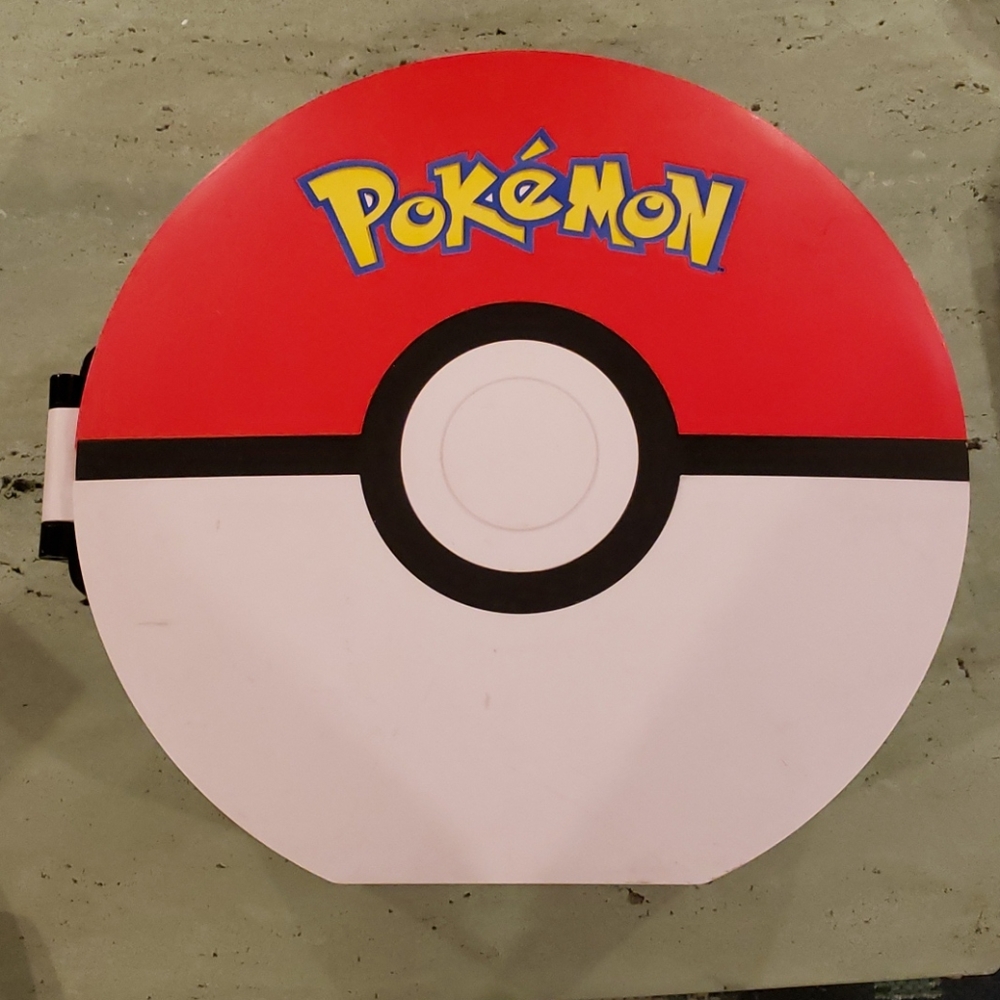 Set of pokemon Nintendo with case